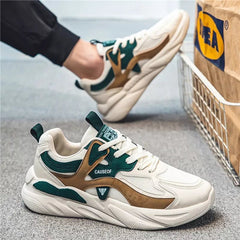 Basket femme moderne, disponible en magasin de chaussures et boutique en ligne.