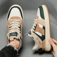 Chaussure tendance parfaite comme chaussure de sport au style affirmé et confortable. Cette basket convient comme soldes ou chaussure homme, idéale pour un usage quotidien et recommandée comme idee cadeaux homme pour un look moderne et accessible.