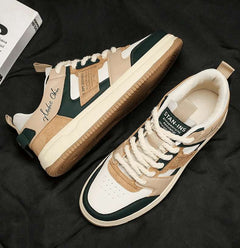 Chaussure tendance parfaite comme espadrille au style affirmé et confortable. Cette basket convient comme idee cadeaux homme ou soldes, idéale pour un usage quotidien et recommandée comme chaussures femme pour un look moderne et accessible.