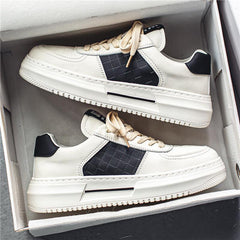 Modèle streetwear tendance combinant basket homme, espadrille homme et chaussure sport homme. Confort optimal avec cadeau fête des pères, idéal comme basket blanche homme pour un style urbain affirmé.

