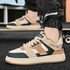 Chaussure tendance parfaite comme pas cher au style affirmé et confortable. Cette basket convient comme cadeau pour homme ou idee cadeaux homme, idéale pour un usage quotidien et recommandée comme chaussure homme pour un look moderne et accessible.