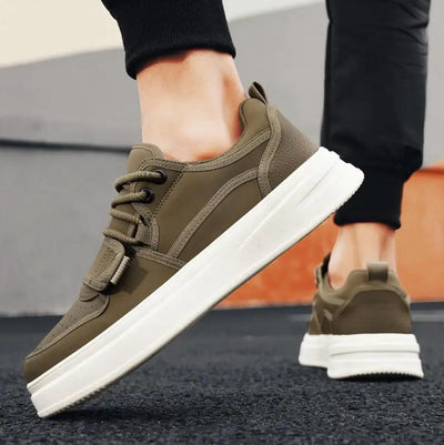 Chaussures de sport homme et femme, baskets modernes avec design streetwear. Parfaites comme chaussures de basket, sneakers urbaines, ou espadrille tendance, pour un look dynamique et actif.

